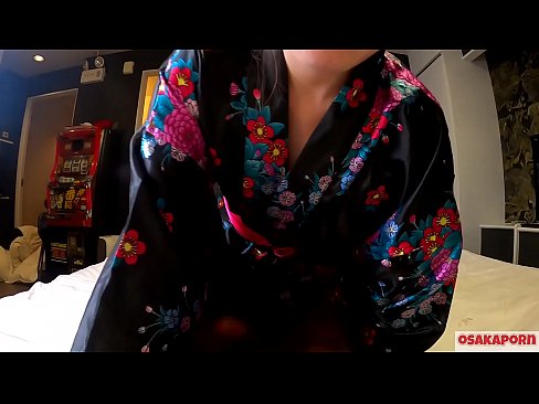 ❤️ Keçika ciwan a cosplay ji seksê hez dike ku bi orgazmê bi şûjinek di hespêk û blowjob de. Keçika Asyayî ya bi pisîka porî û bi cil û bergên kevneşopî yên Japonî di vîdyoya amator de ku masturbasyona bi pêlîstokên qijikê nîşan dide. Sakura 3 OSAKAPORN. ️ Porno li me ku.superpornpics.ru ❌️❤